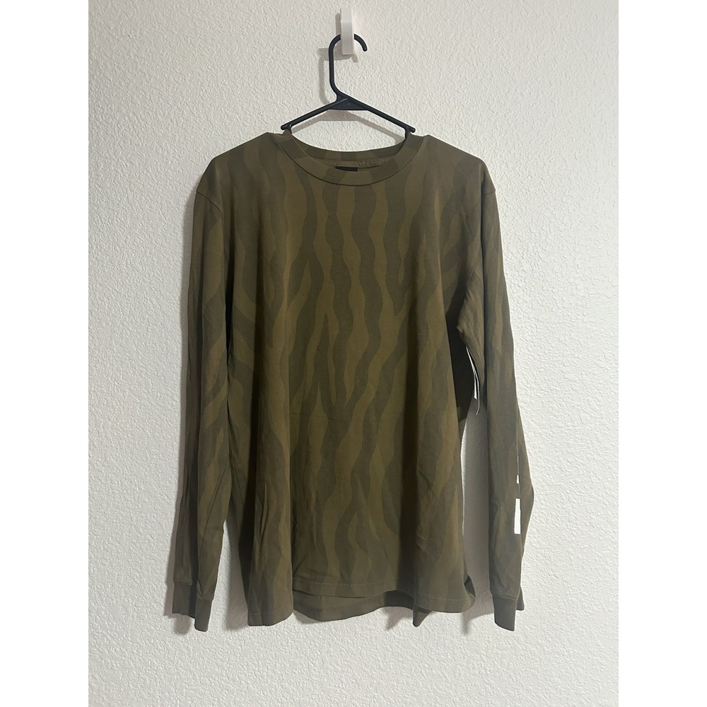 NWT OBEY INTL 1989 Long Sleeve Shirt Size S Green Spellout Skater Sleeve Graphic - Picture 2 of 7